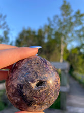 Load image into Gallery viewer, Purple Fluorite Sphere
